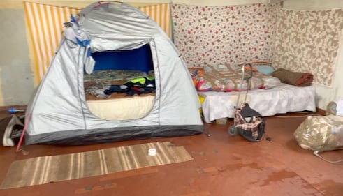 Degrado a Milano: occupazione abusiva agli ex gasometri 2