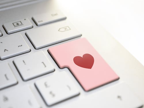 Primo appuntamento con il dating online, i consigli per la sicurezza