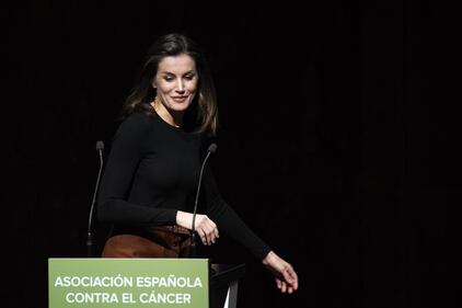La Regina Letizia: relatrice al forum contro il cancro nella città di Madrid  5