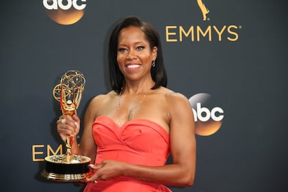 Emmy 2016, le più sexy sul red carpet 29