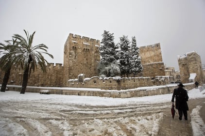 Una coltre di neve ricopre Gerusalemme 10