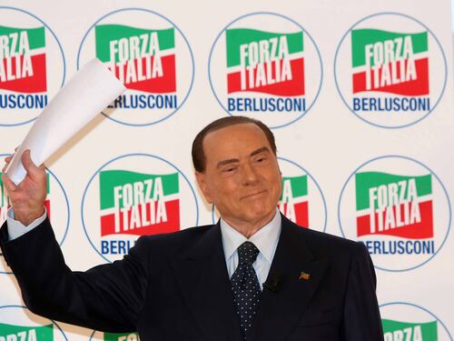 Berlusconi a Gattuso: "In bocca al lupo vecchio guerriero"