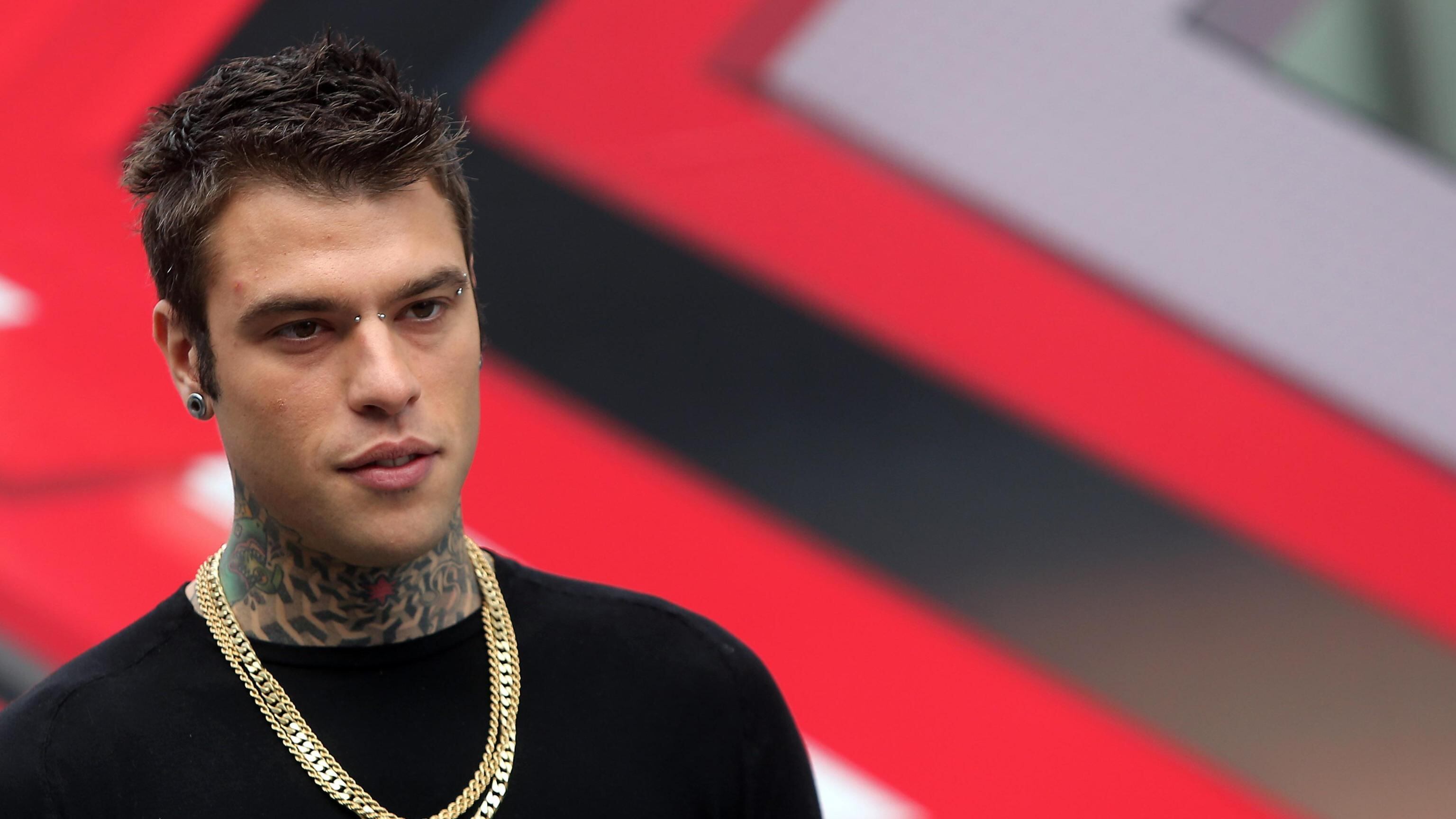 Gasparri stronca Fedez e J-Ax: "Nullità che ammazzano canzoni"