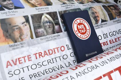 San Foca, protesta del comitato No Tap 1