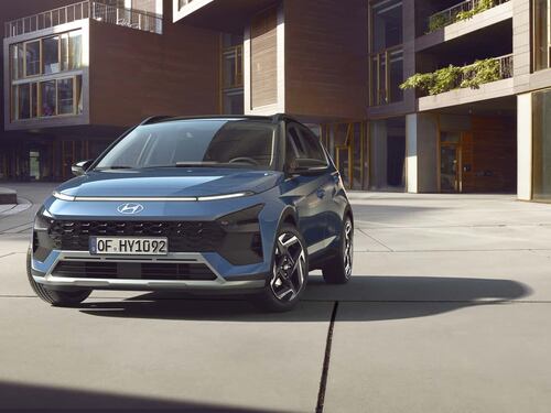 Hyundai Bayon 2024, caratteristiche e prezzo del rinnovato crossover