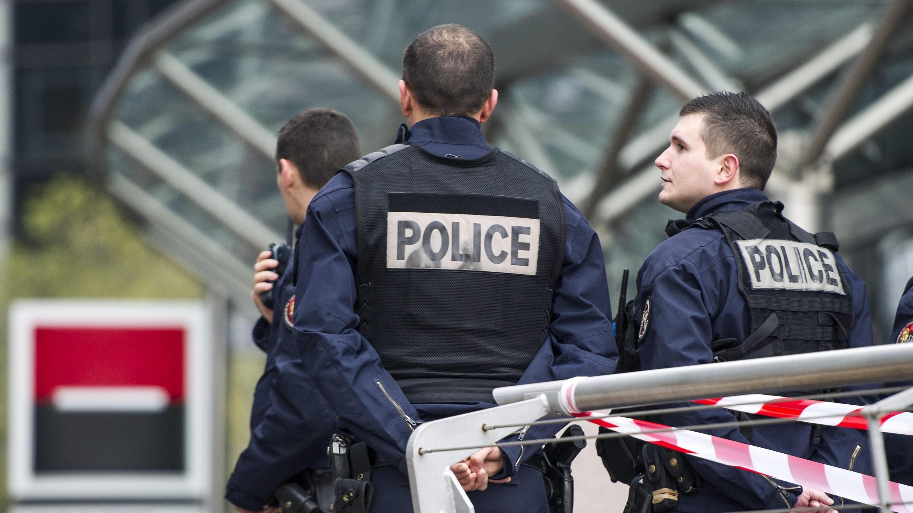 L'attentatore di Parigi estremista di sinistra