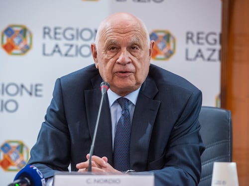 Urne aperte oggi e domani per i referendum. Nordio: "Non andrò a votare, è un diritto"
