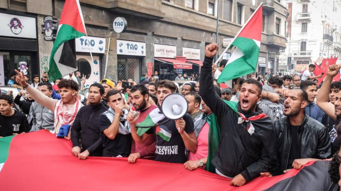 "Sollecitare il rinvio". Piantedosi stoppa i cortei pro-Gaza nella Giornata della Memoria