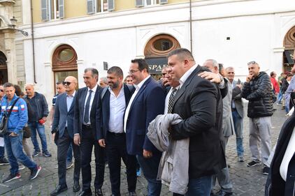 La manifestazione delle forze dell'ordine 6