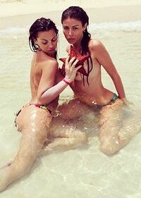 Scatti hot dai Tropici 4