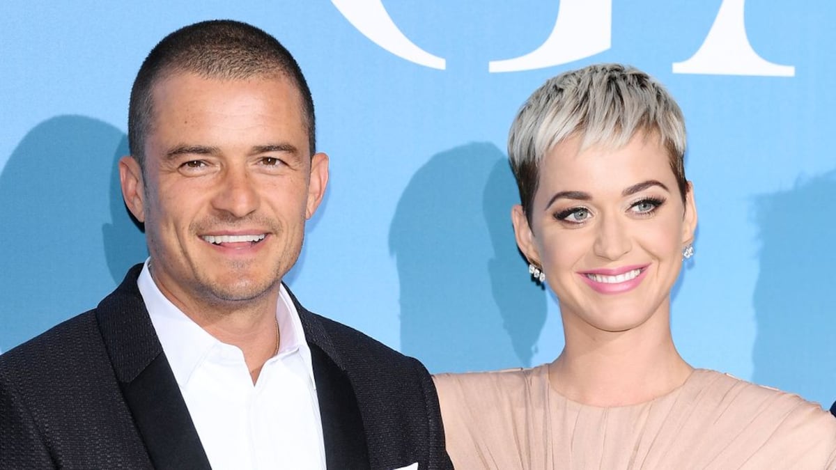 Katy Perry: "Orlando Bloom mi ha fatto la proposta di nozze in elicottero"