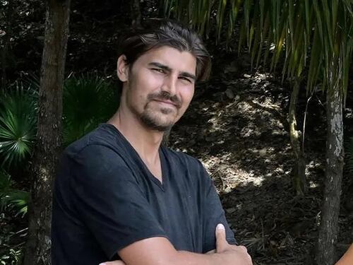Marco Cucolo costretto a abbandonare l'Isola: "Problemi di salute"