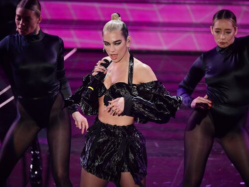 Da Dua Lipa a Elodie, Sanremo si fa sensuale