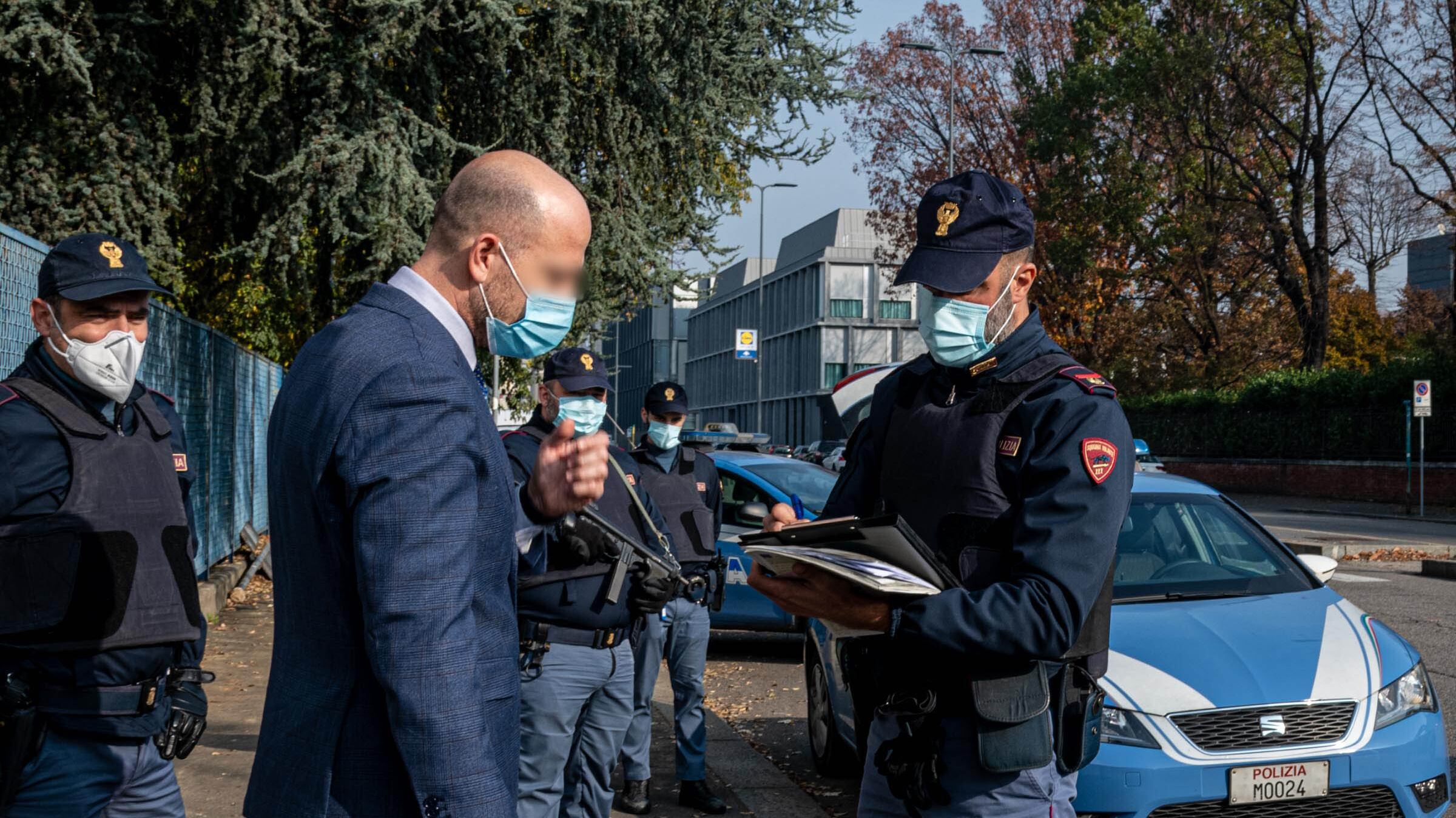 E un gup legittima le bugie nelle auto-certificazioni