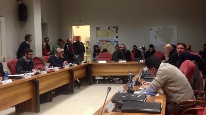 Parola in Consiglio agli squatter della Mameli
