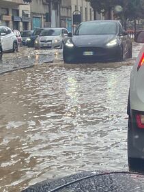 Maltempo a Milano, le strade allagate 2