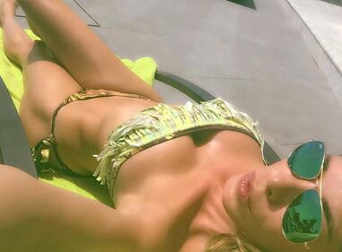 Aida Yespica, il seno esplode su Instagram 3