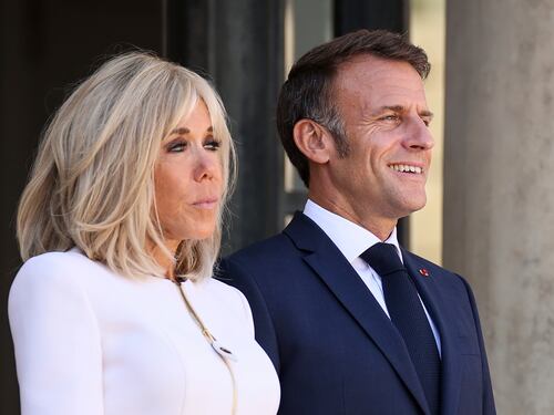 Baci alla francese