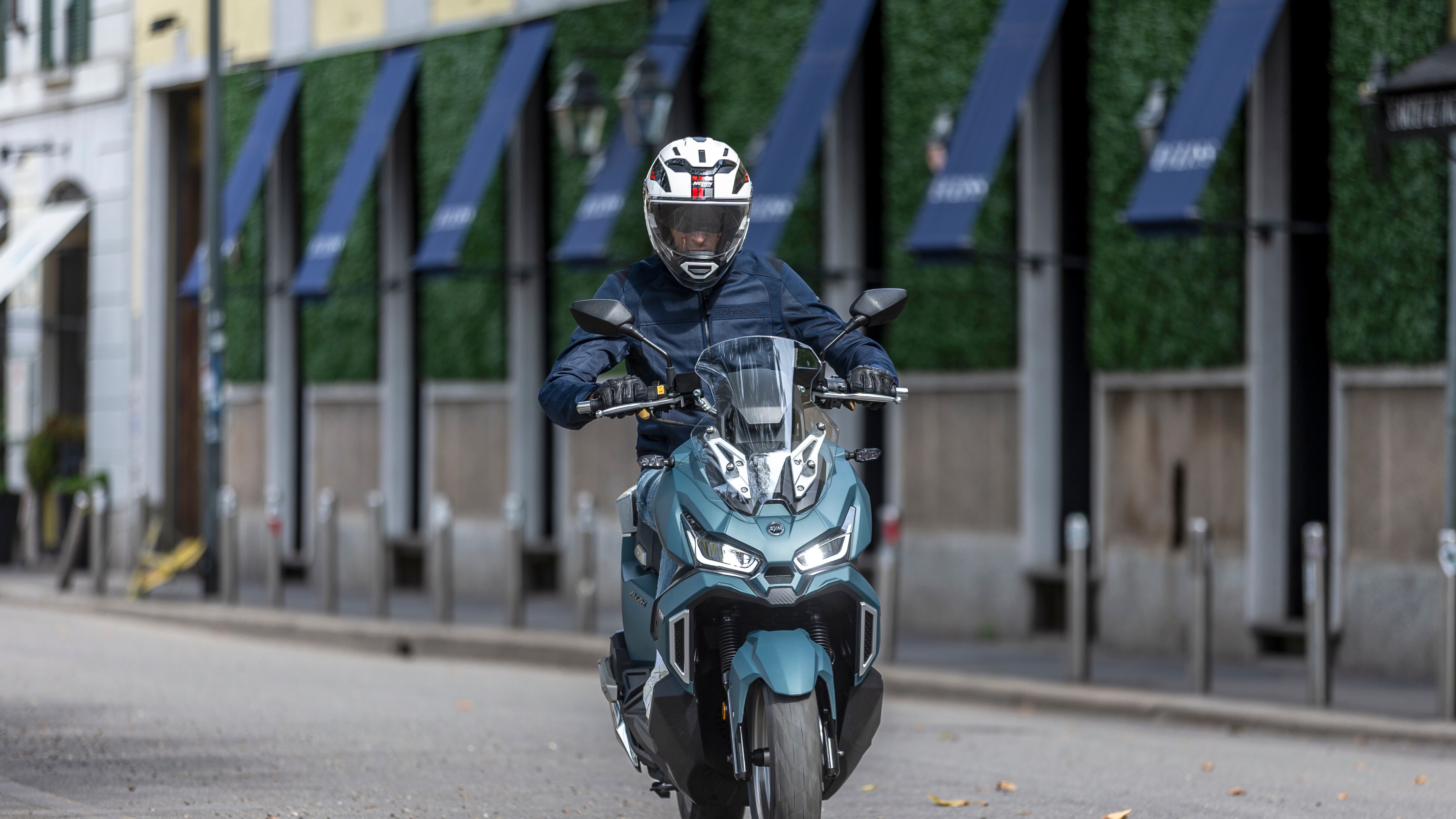 Adx 125, il crossover di Sym che sogna in grande. La nostra prova