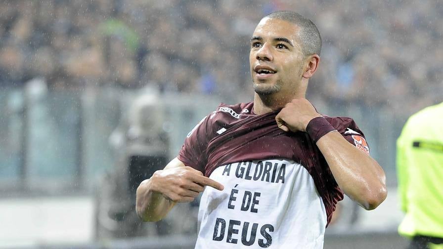 Addio dittatura Brasil. All'Europa piace il calcio da "grandeur"