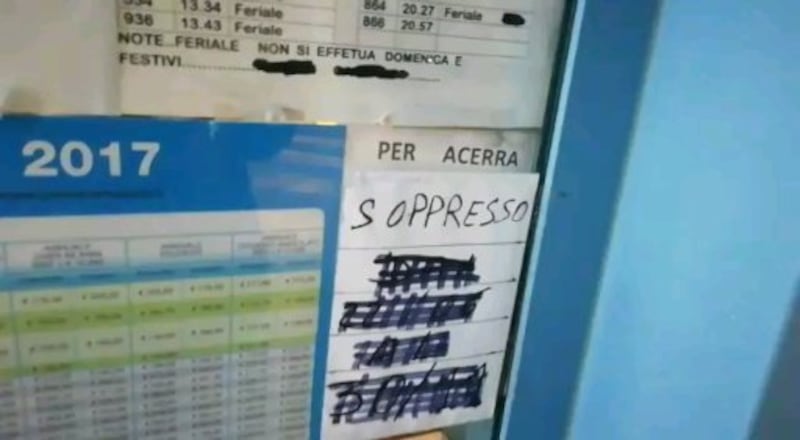 Circumvesuviana, la peggiore ferrovia d'Italia 1