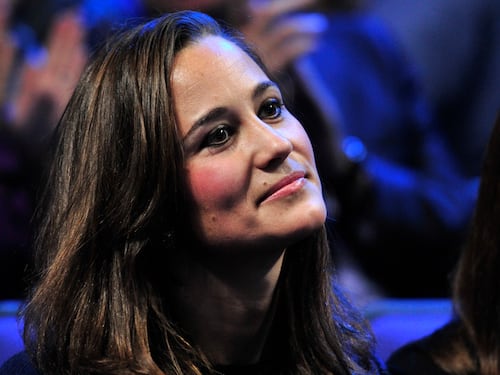 "È uscita di scena solo per non oscurare Kate". Così hanno fatto sparire Pippa