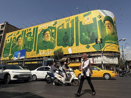 Iran, in carcere il deputato anti-accordo con gli Usa: esplode lo scontro nella leadership
