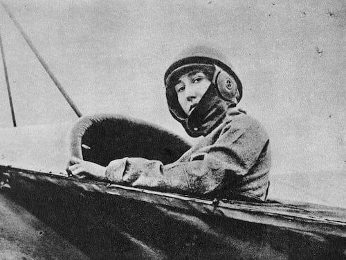 La targa per Rosina, prima donna pilota