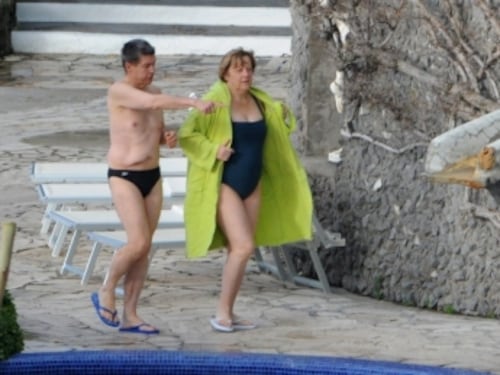 E la Merkel si infuria per l' "assalto" dei paparazzi