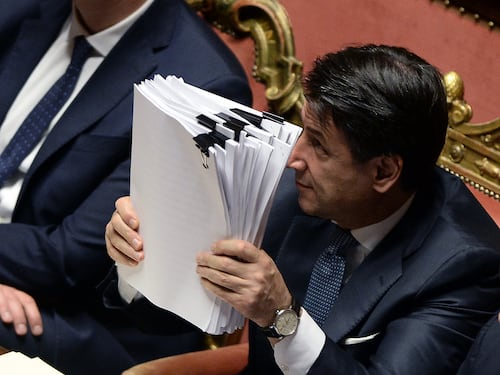 La sentenza "bomba" sui Dpcm di Conte: "Sono illegittimi e incostituzionali"