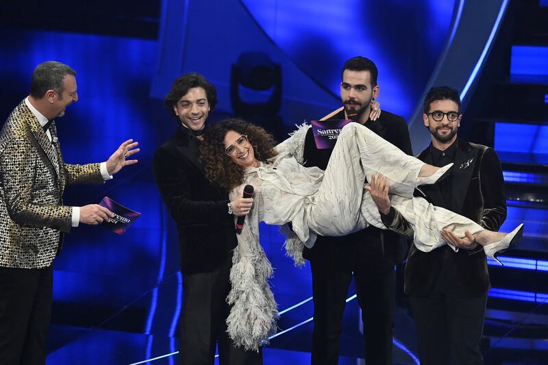 Sanremo 2024: ecco il look della terza serata del Festival de Il Volo 1