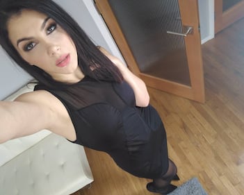 Valentina Nappi, selfie nuda su Instagram 11
