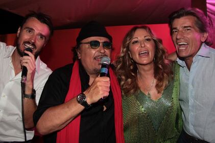 La "dolce vita" di Luciano Moggi in Versilia 9