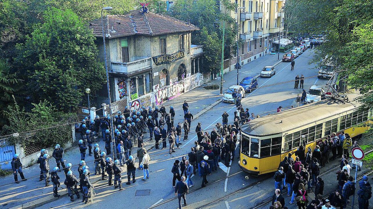 Via al piano anti-occupazioni Ecco la black list degli abusivi