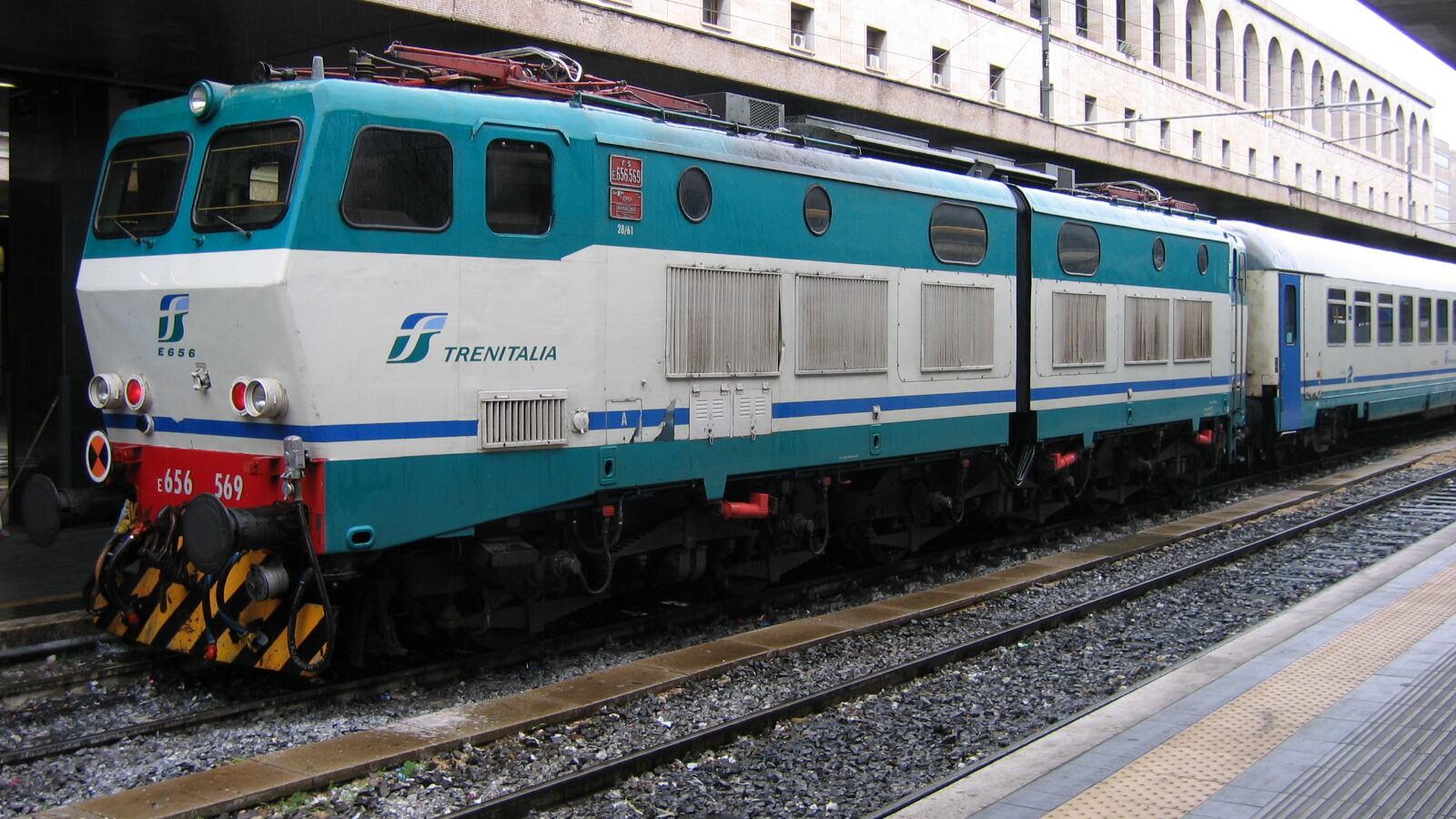 Sicilia, ancora stop ai treni tra Palermo e Messina. Lavori fino a settembre