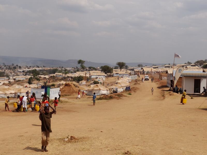 Il campo profughi di Mahama  2