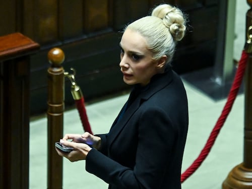 "Fascina non ha l'obbligo di tornare ma un vincolo morale verso gli elettori"