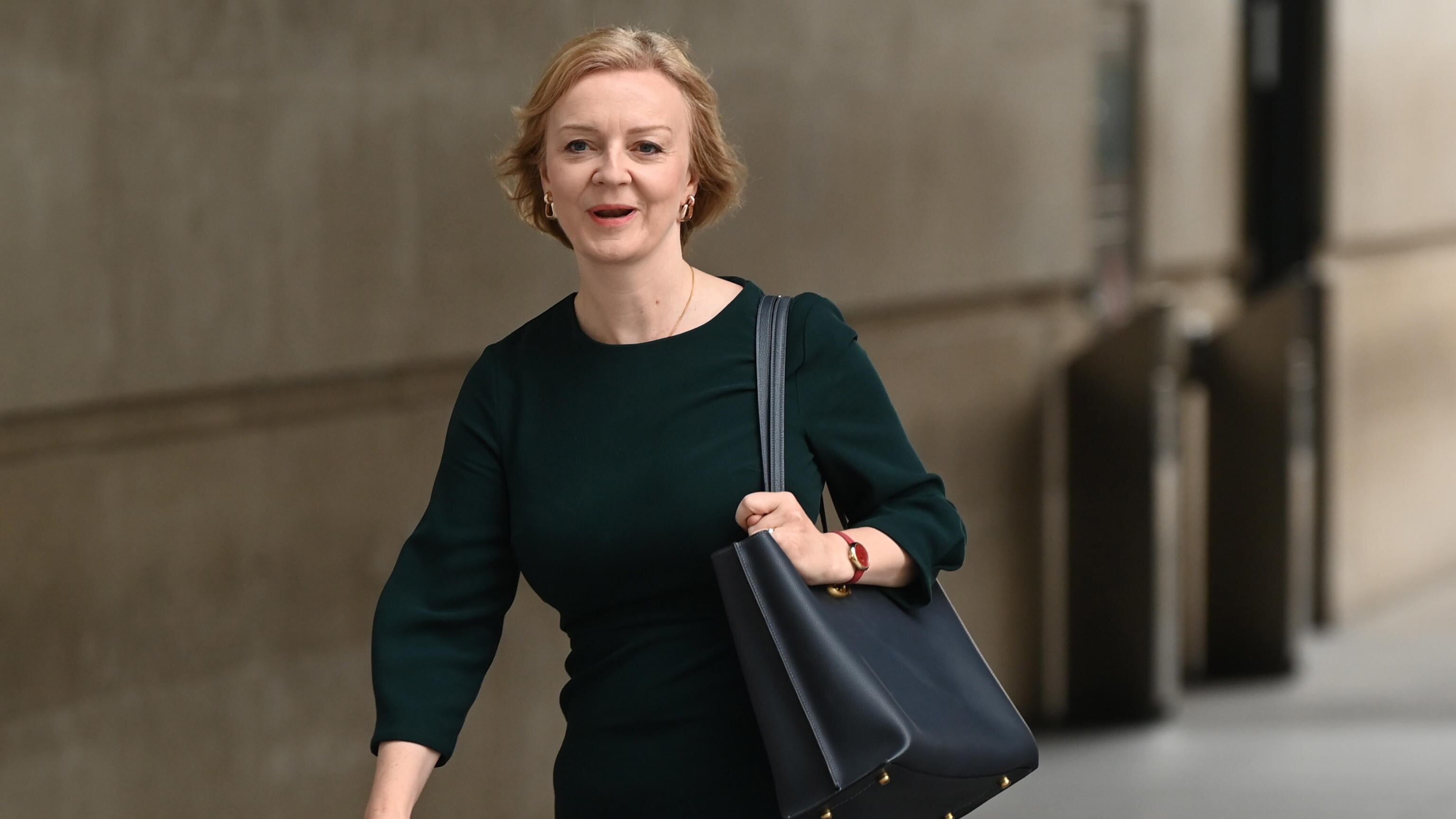 È il giorno della Truss: i tories incoronano la Thatcher di scorta