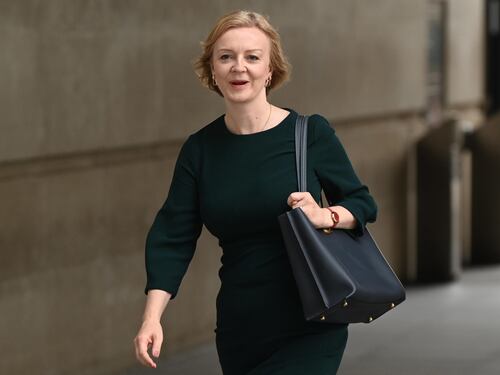 È il giorno della Truss: i tories incoronano la Thatcher di scorta