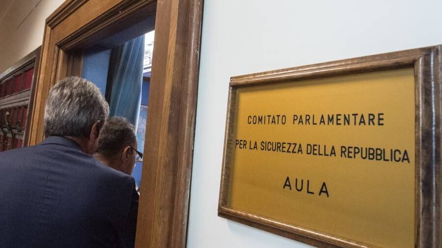 Copasir, Urso presidente: si sblocca lo stallo ma la Lega non vota