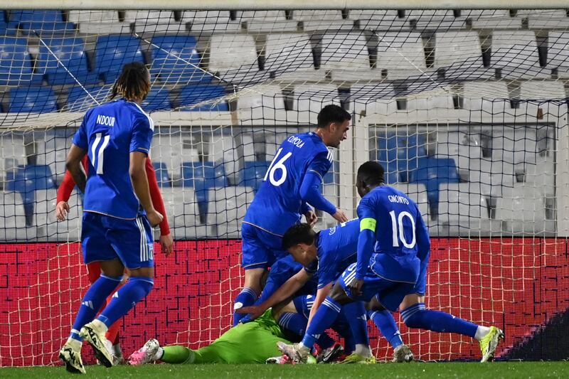 Desplanches parata Italia Turchia