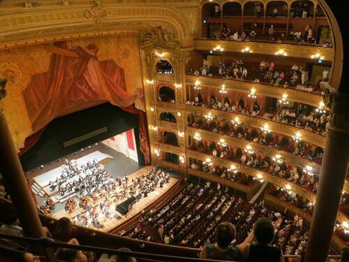 "Licenziati perché bianchi": la follia in nome della diversità