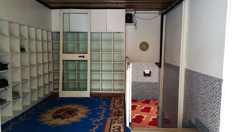 Continua la protesta dei musulmani contro la chiusura delle moschee 2