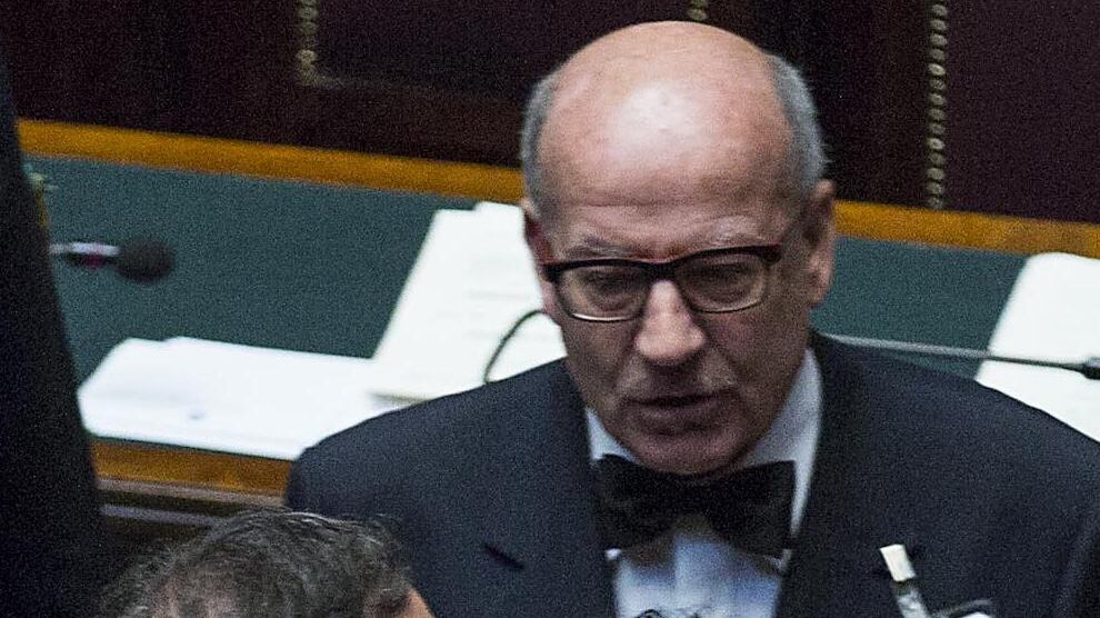 Scuola, primo ok alla riforma E la fronda del Pd perde pezzi