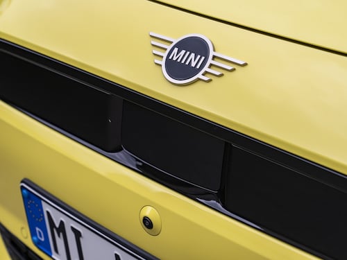 Mini Cooper SE: guarda tutte le foto