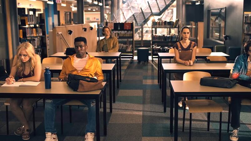 Un gruppo di adolescenti e un macabro omicidio. "Uno di noi sta mentendo" arriva su Netflix