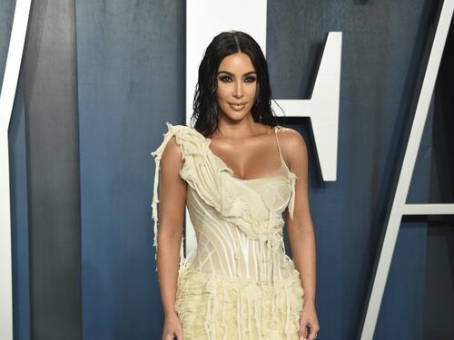 Kim Kardashian contro la sorella Kourtney: litigi da reality