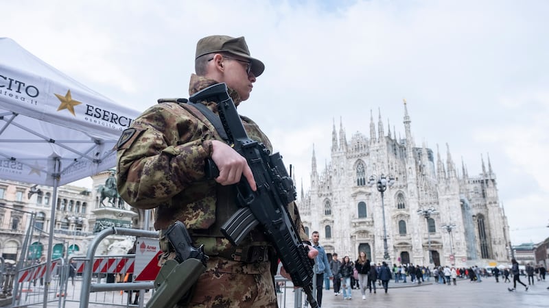 Ora la Cgil va contro l’Esercito e chiede alle scuole la “disobbedienza” contro gli incontri con i militari