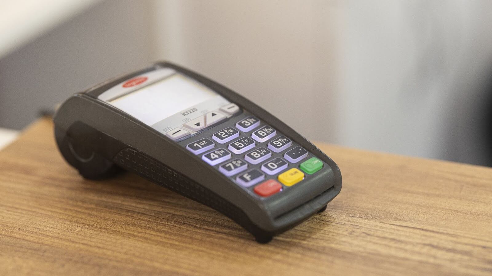 Adesso per i pagamenti con POS è necessario l'estratto conto: cosa cambia