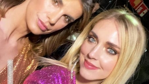 Ferragni e Canalis insieme, il web incorona Elisabetta: "Un'altra categoria"